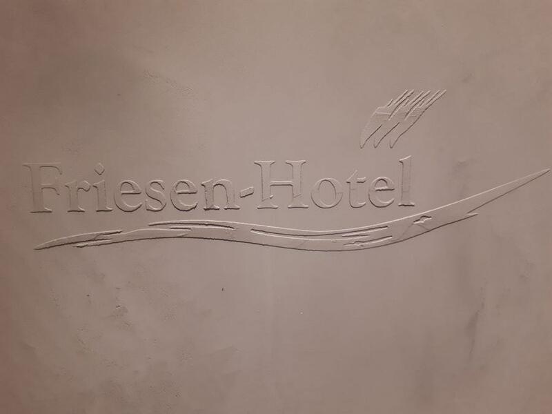 Fugenlose Bäder im Friesen Hotel Jever